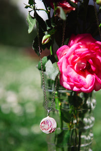 Collana in porcellana Rose