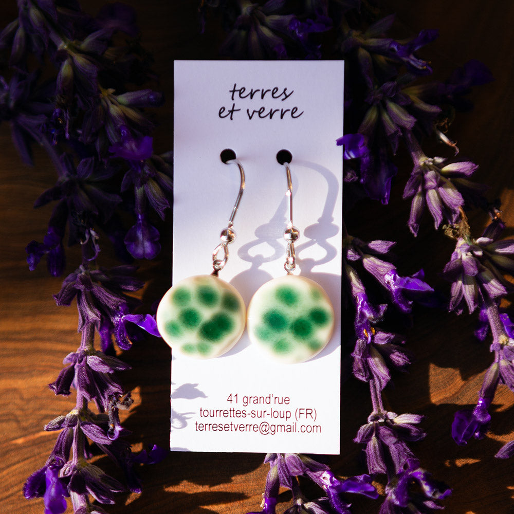 Boucles d'oreilles en porcelaine vert d'eau