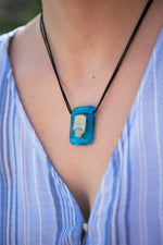 Load image into Gallery viewer, Marine necklace
